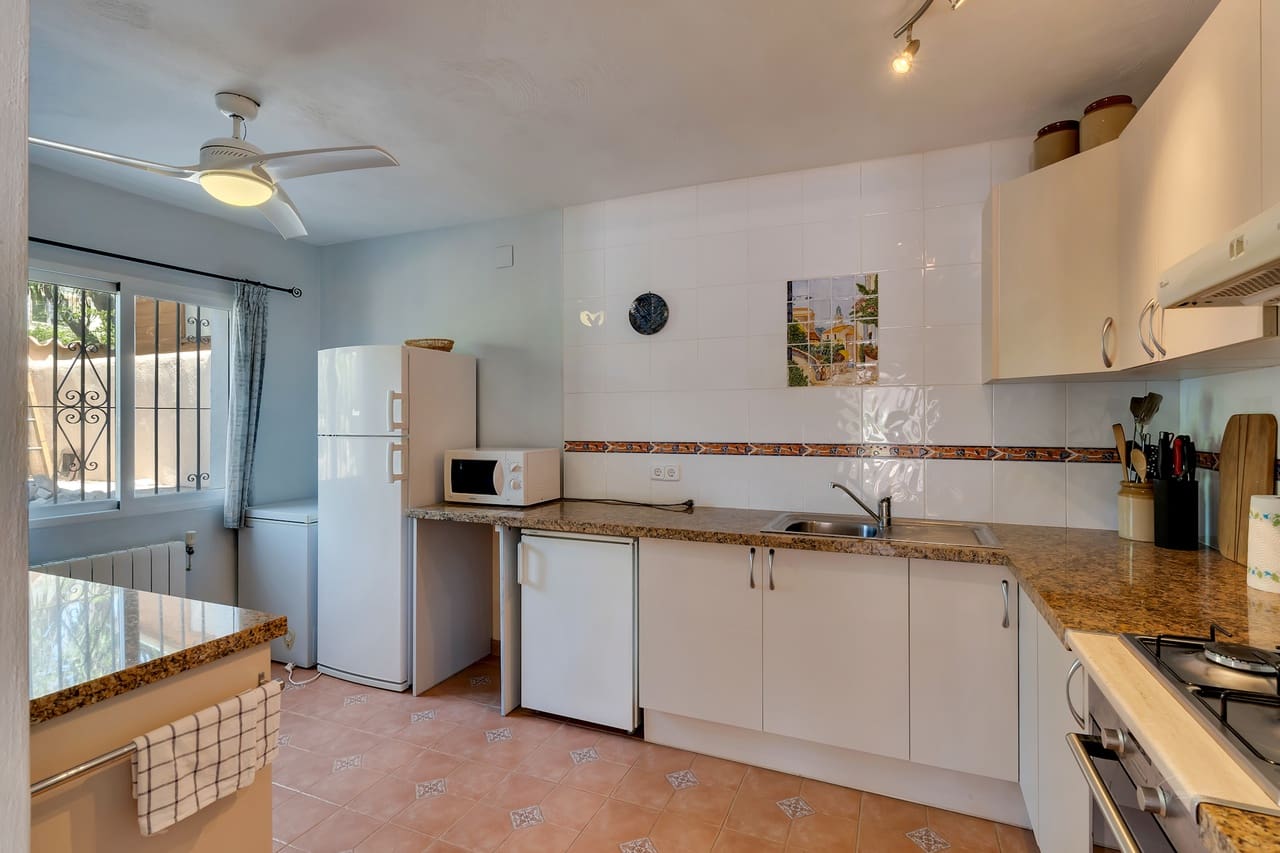 4 soverom Villa til salgs i Jalon / Xalo med svømmebasseng garasje - € 595 000 (Ref: 9343969)