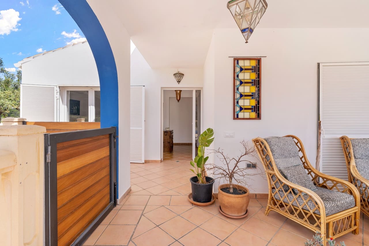 4 soveværelse Finca/Landehus til salg i Murla med swimmingpool garage - € 825.000 (Ref: 9345569)