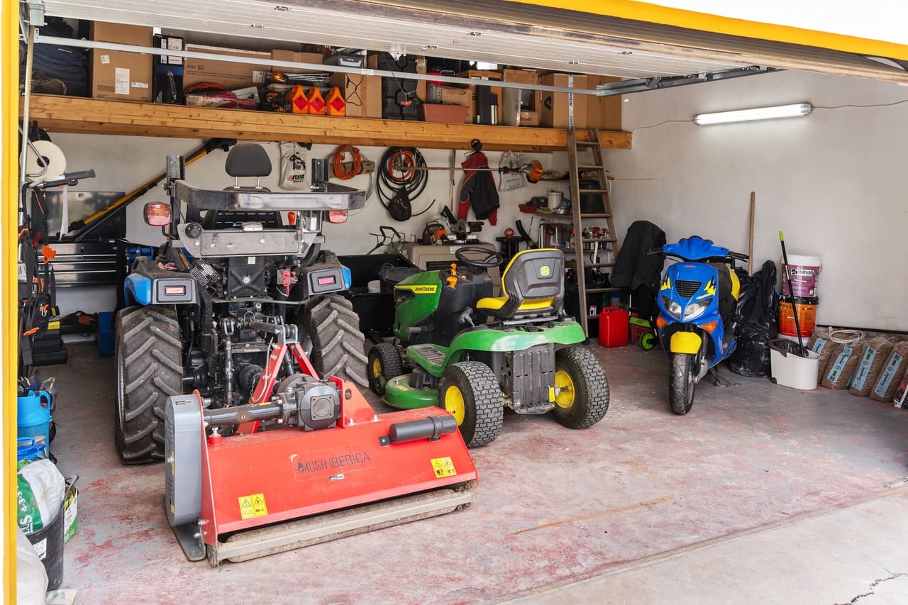 4 soveværelse Finca/Landehus til salg i Murla med swimmingpool garage - € 825.000 (Ref: 9345569)