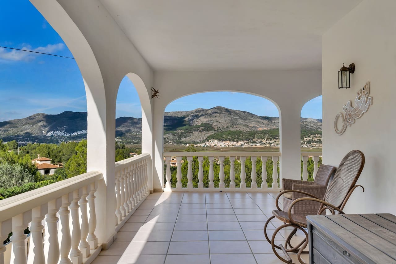 4 soverom Villa til salgs i Lliber med svømmebasseng garasje - € 849 000 (Ref: 9374101)