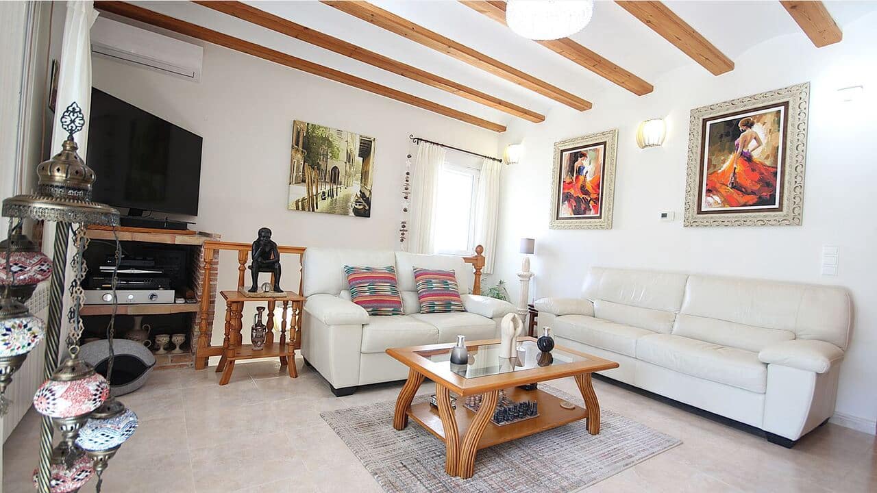 3 bedroom Villa for sale in Parcent with pool - € 345,000 (Ref: 9421745)