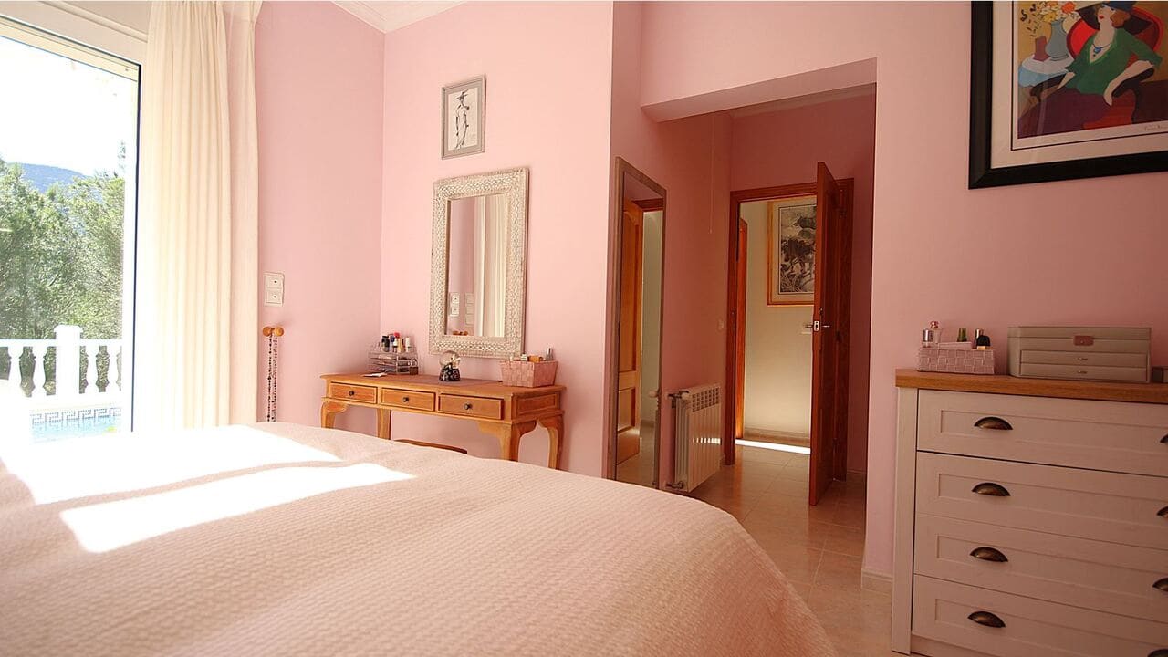 3 bedroom Villa for sale in Parcent with pool - € 345,000 (Ref: 9421745)