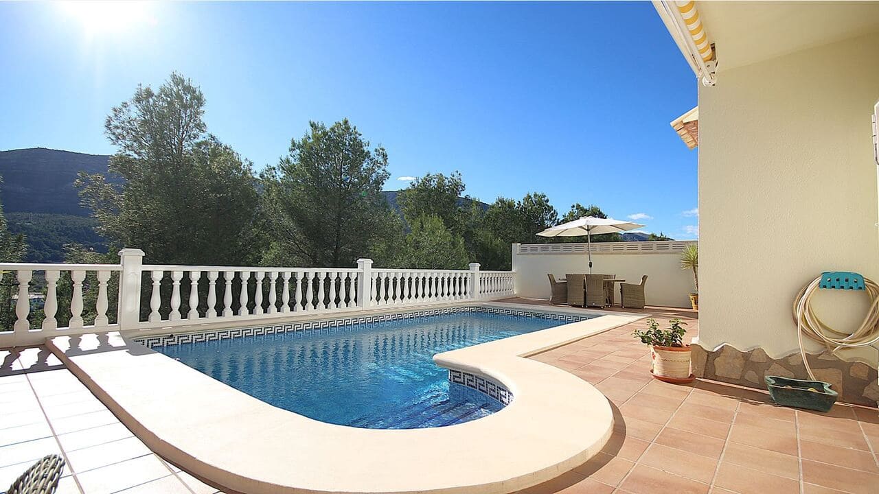 3 bedroom Villa for sale in Parcent with pool - € 345,000 (Ref: 9421745)