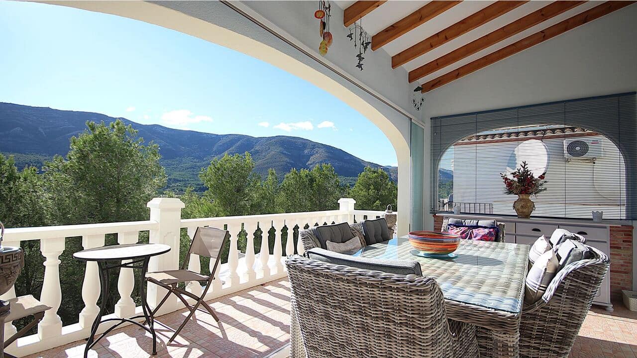 3 bedroom Villa for sale in Parcent with pool - € 345,000 (Ref: 9421745)