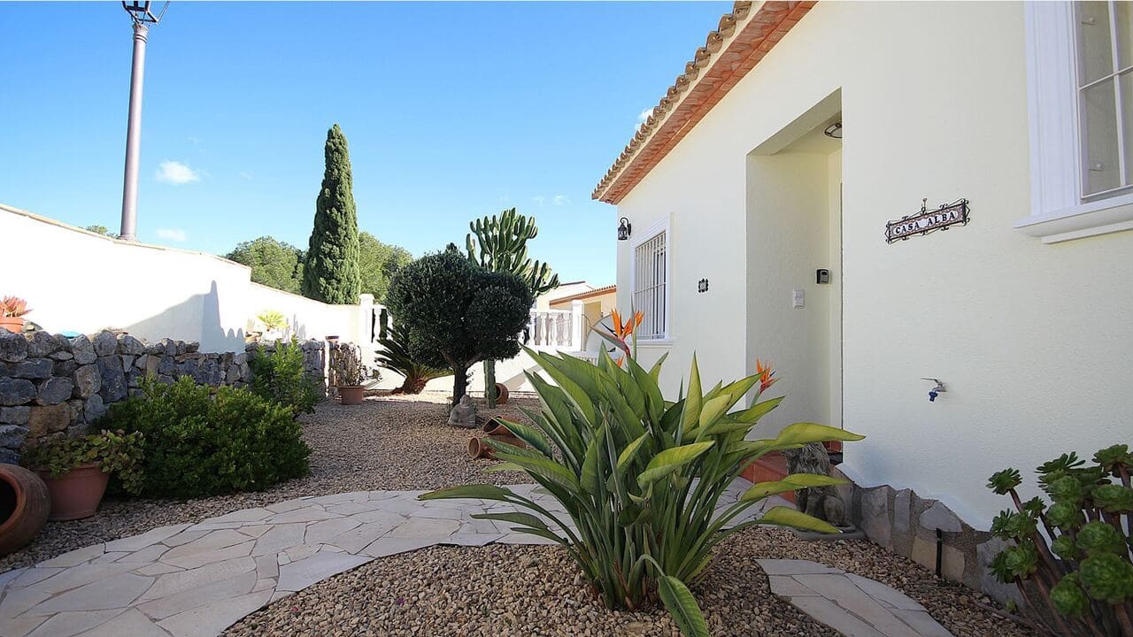 3 bedroom Villa for sale in Parcent with pool - € 345,000 (Ref: 9421745)