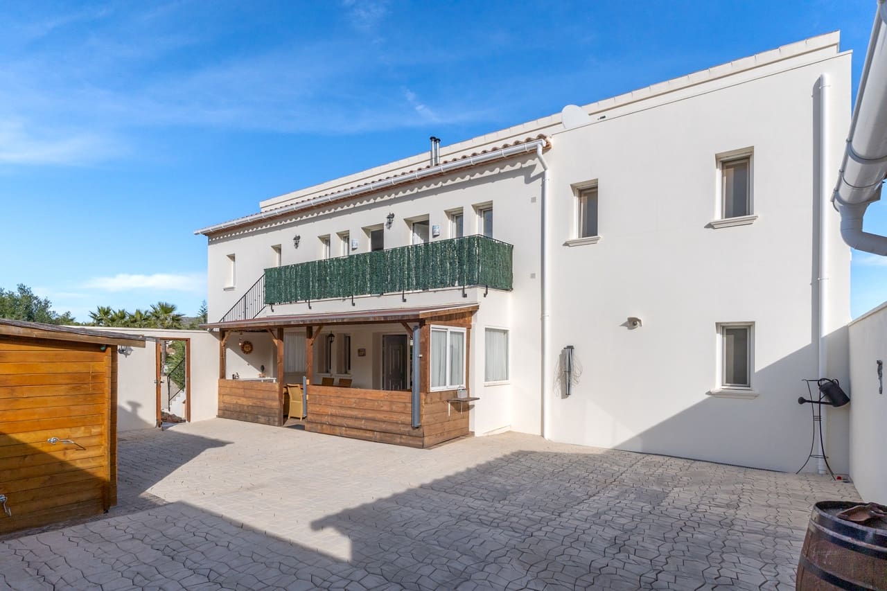 6 bedroom Finca/Country House for sale in Lliber with pool garage - € 995,000 (Ref: 9436320)