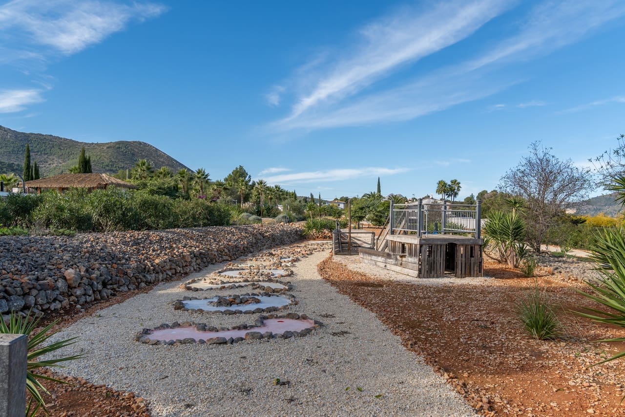 6 bedroom Finca/Country House for sale in Lliber with pool garage - € 995,000 (Ref: 9436320)
