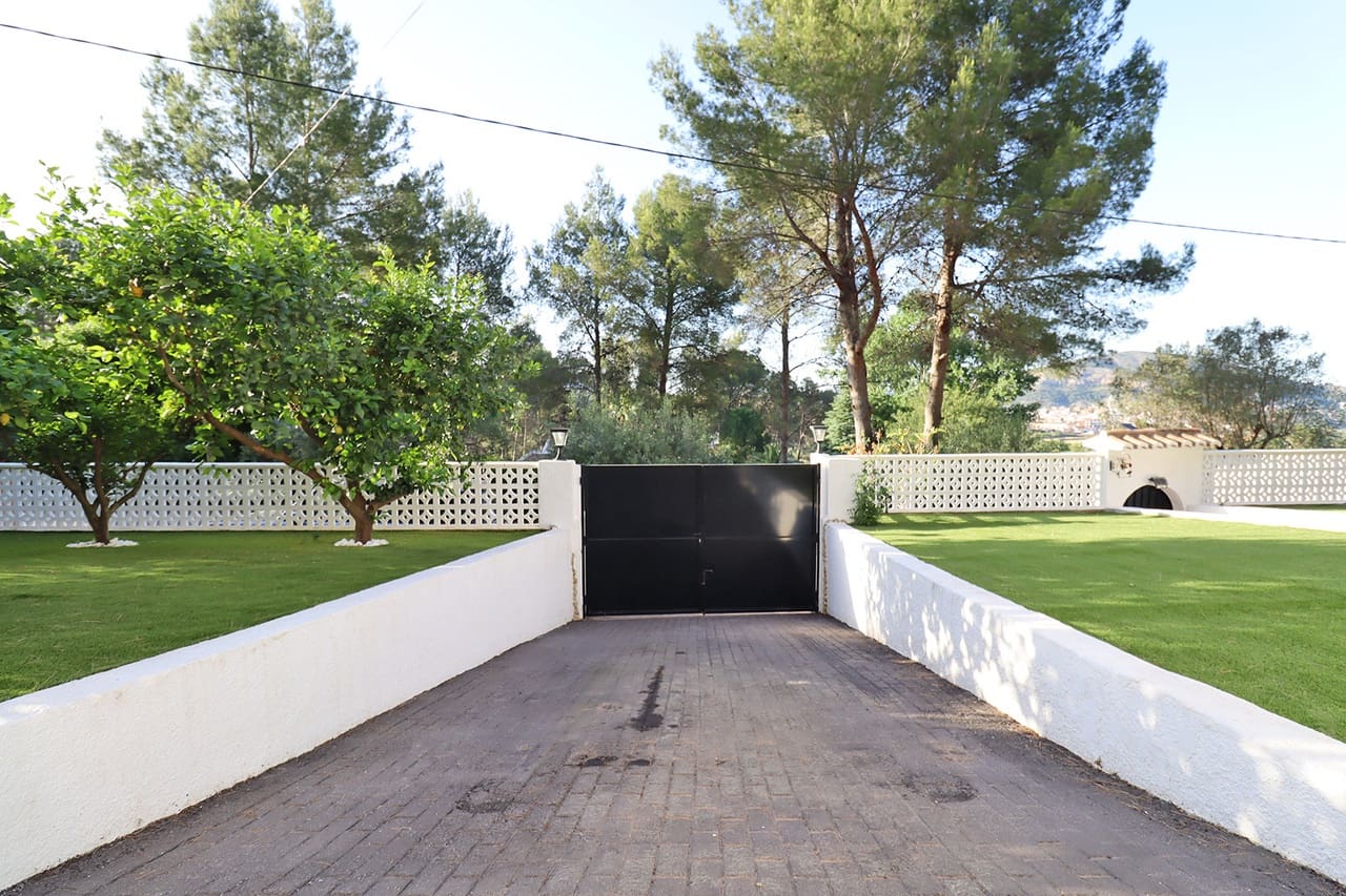 2 bedroom Villa for sale in Parcent - € 299,000 (Ref: 9464896)