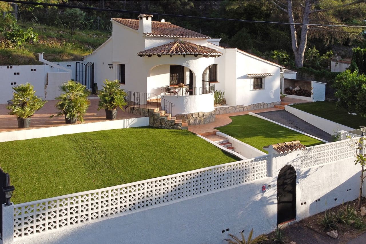 2 bedroom Villa for sale in Parcent - € 299,000 (Ref: 9464896)