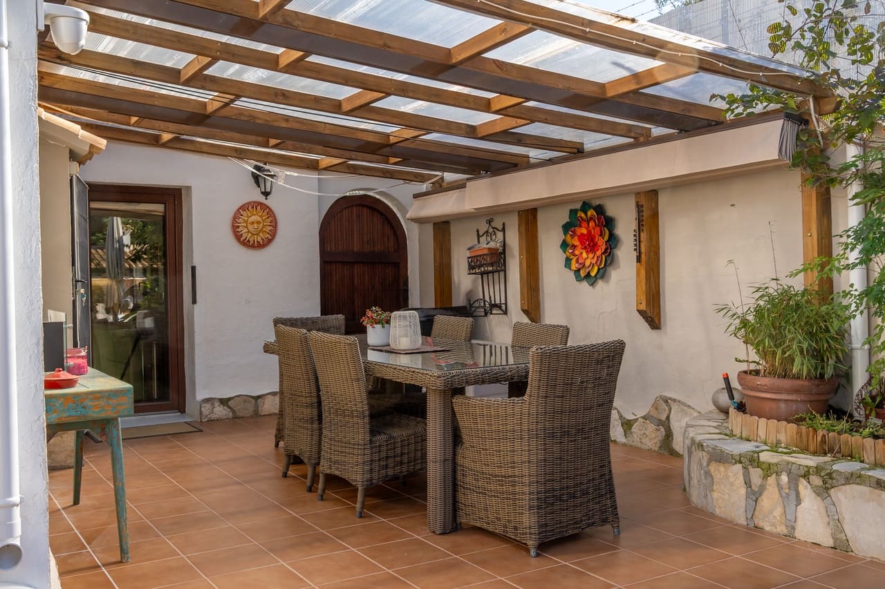 3 makuuhuone Maalaistalo myytävänä paikassa Jesus Pobre mukana uima-altaan - 749 000 € (Ref: 9539064)