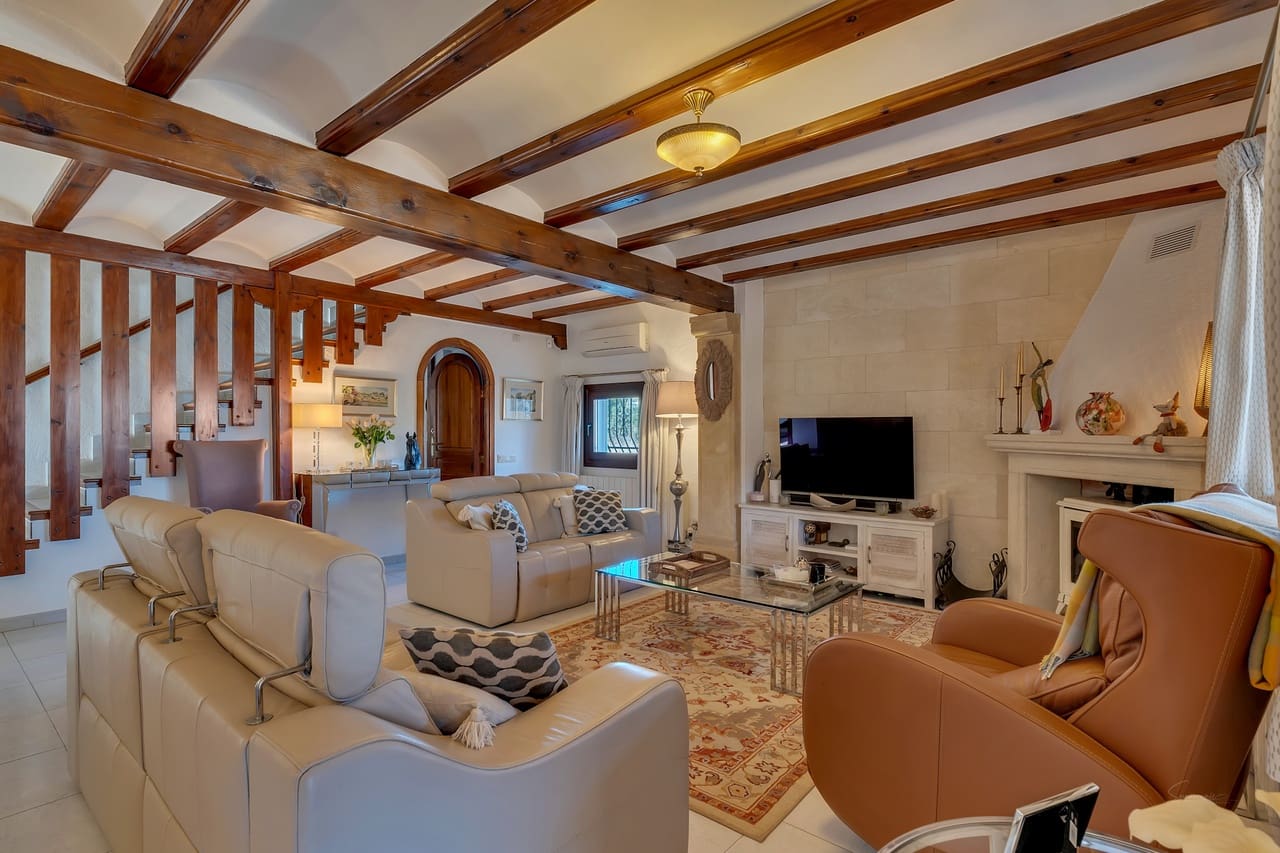 3 makuuhuone Maalaistalo myytävänä paikassa Jesus Pobre mukana uima-altaan - 749 000 € (Ref: 9539064)