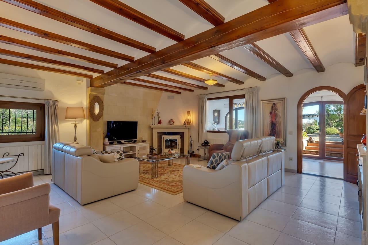 3 makuuhuone Maalaistalo myytävänä paikassa Jesus Pobre mukana uima-altaan - 749 000 € (Ref: 9539064)