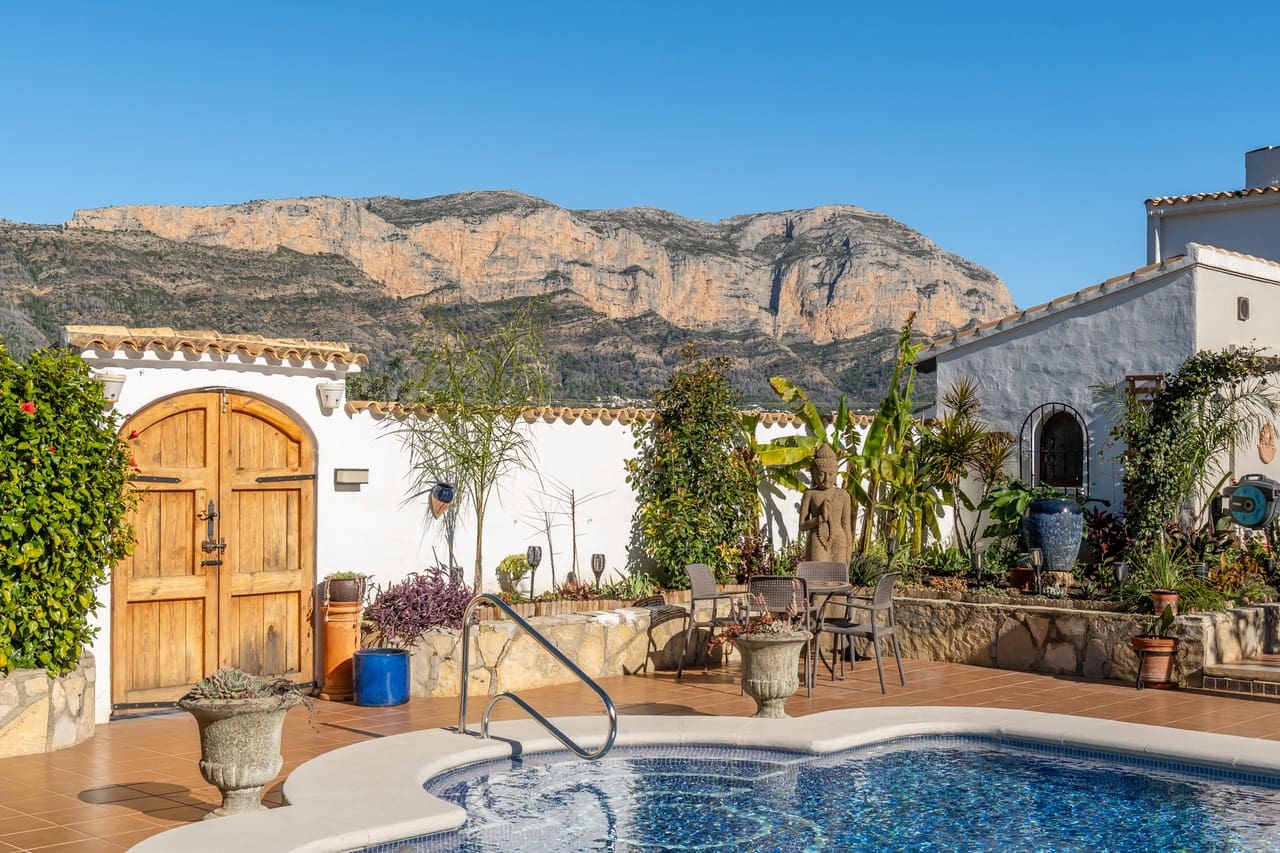 3 makuuhuone Maalaistalo myytävänä paikassa Jesus Pobre mukana uima-altaan - 749 000 € (Ref: 9539064)