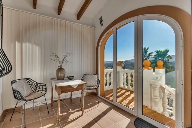 Chalet de 5 habitaciones en Benigembla / Benichembla en venta con piscina - 467.500 € (Ref: 9603359)