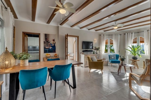 Chalet de 5 habitaciones en Benigembla / Benichembla en venta con piscina - 467.500 € (Ref: 9603359)