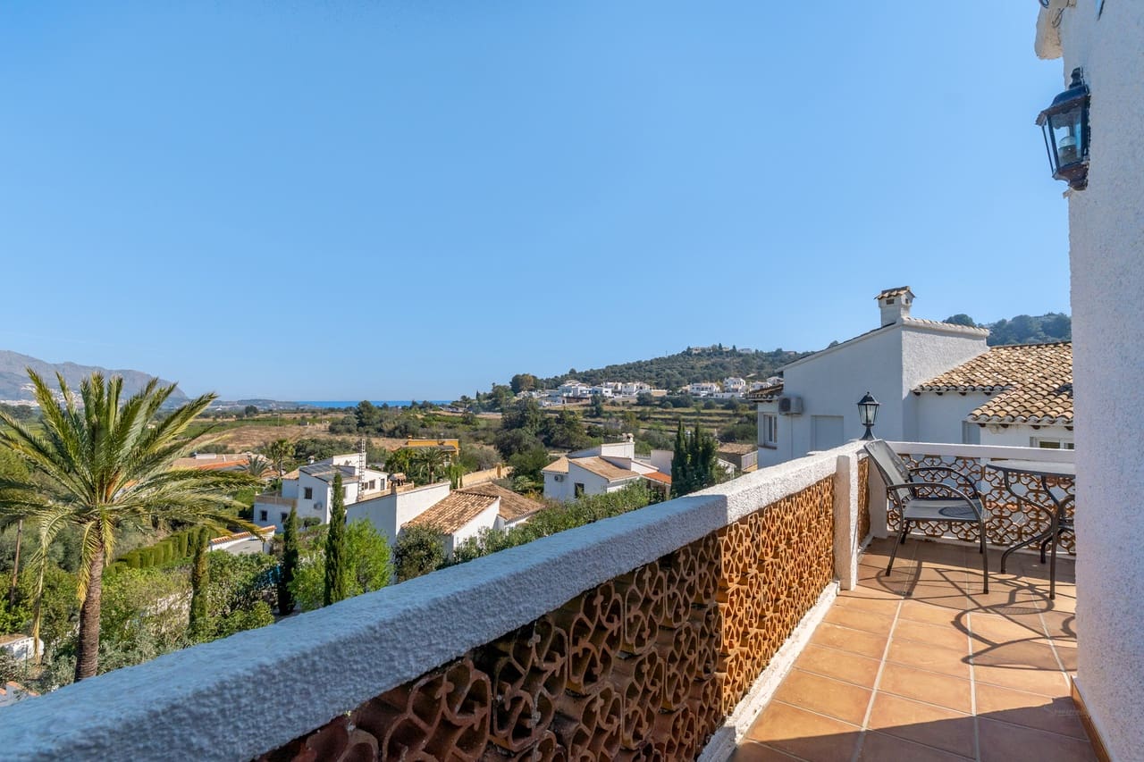 4 camera da letto Villa in vendita in Orba con piscina garage - 599.950 € (Rif: 9635137)