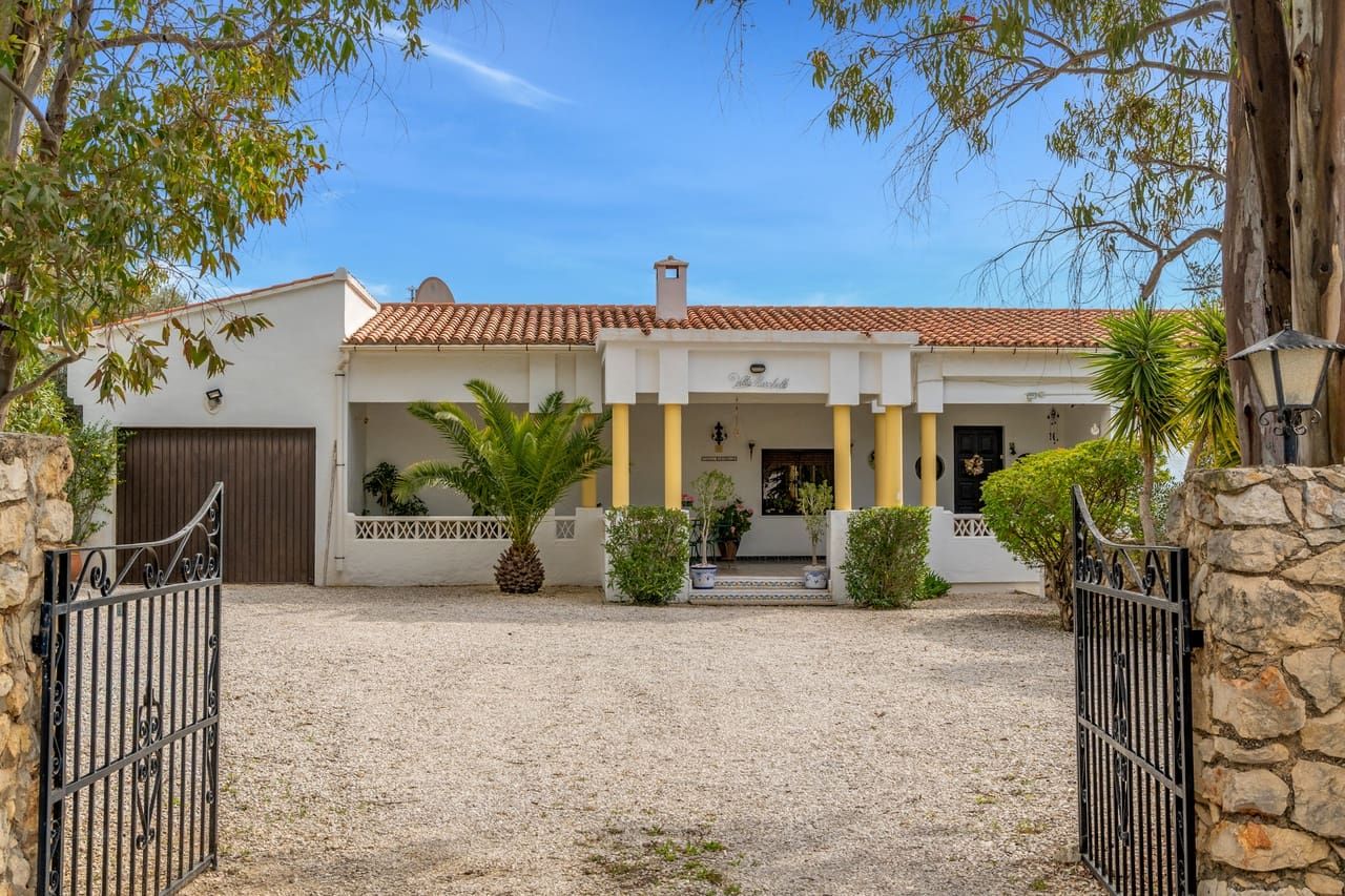 3 camera da letto Villa in vendita in Senija con piscina garage - 475.000 € (Rif: 9707972)