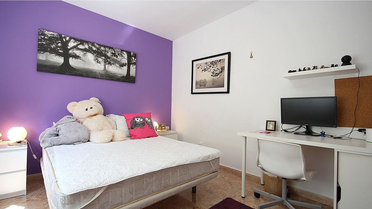 Chalet de 3 habitaciones en Orba en venta con piscina - 475.000 € (Ref: 9716679)