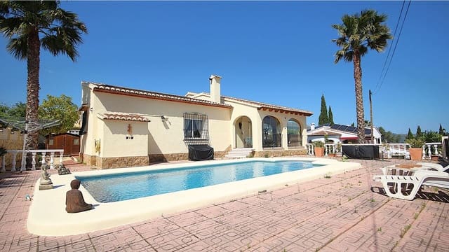 3 chambre Villa/Maison à vendre à Orba avec piscine - 475 000 € (Ref: 9716679)