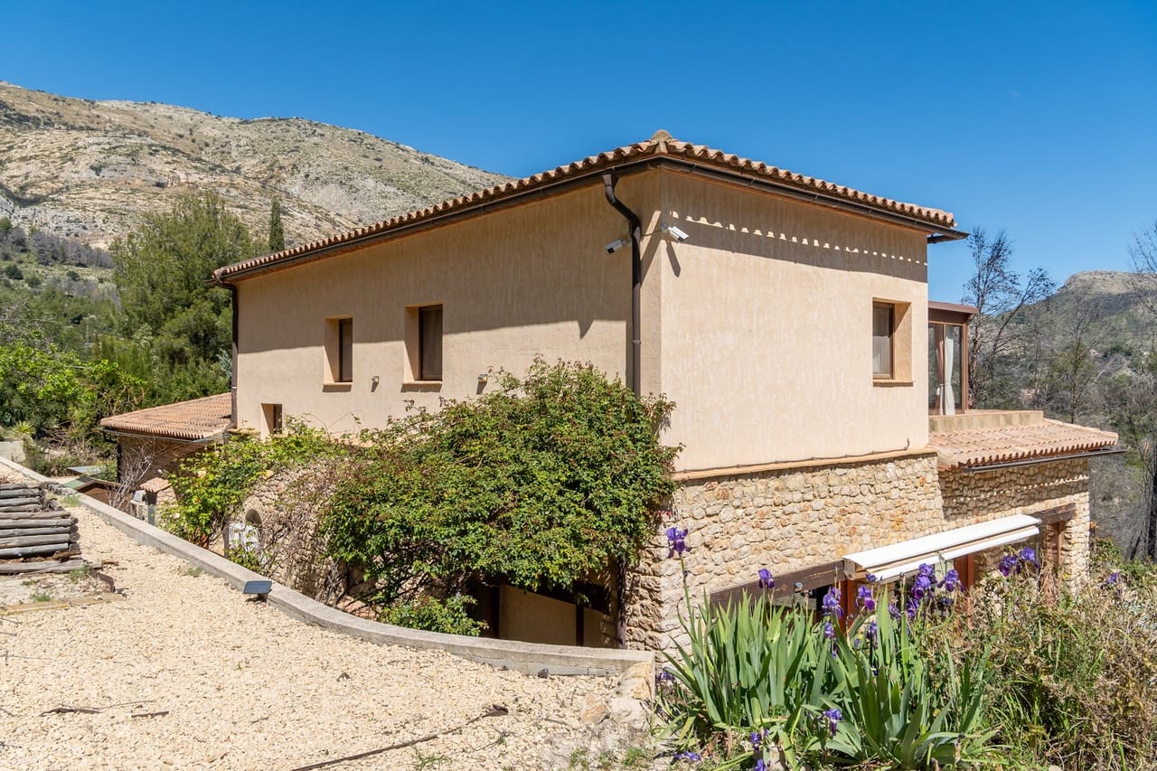 4 soverom Finca/Herregård til salgs i Tarbena med svømmebasseng - € 695 000 (Ref: 9748409)