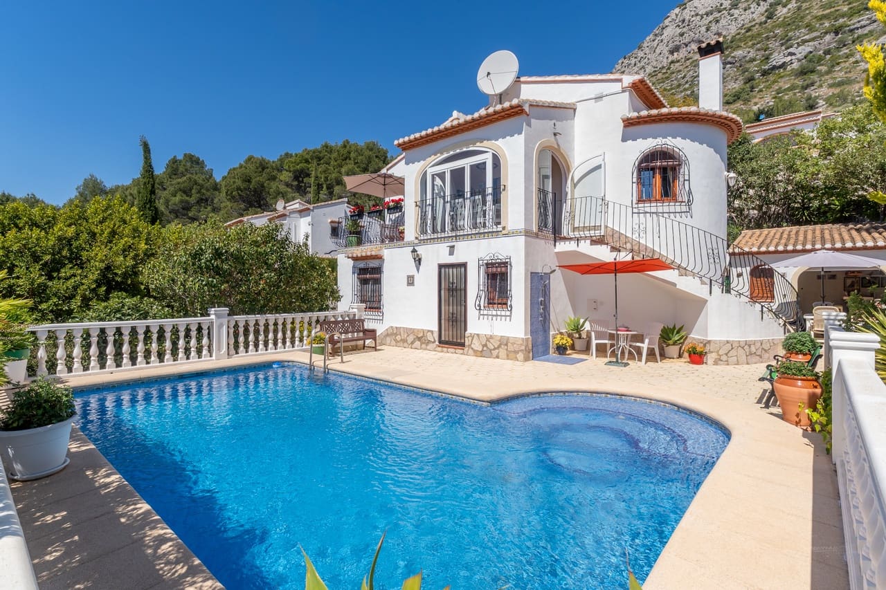 4 soverom Villa til salgs i Benigembla / Benichembla med svømmebasseng garasje - € 469 000 (Ref: 9787736)