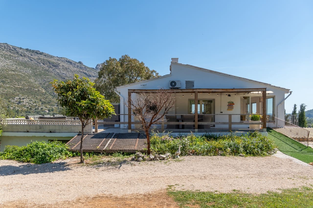 4 soverom Finca/Herregård til salgs i Benigembla / Benichembla med svømmebasseng garasje - € 625 000 (Ref: 9787737)