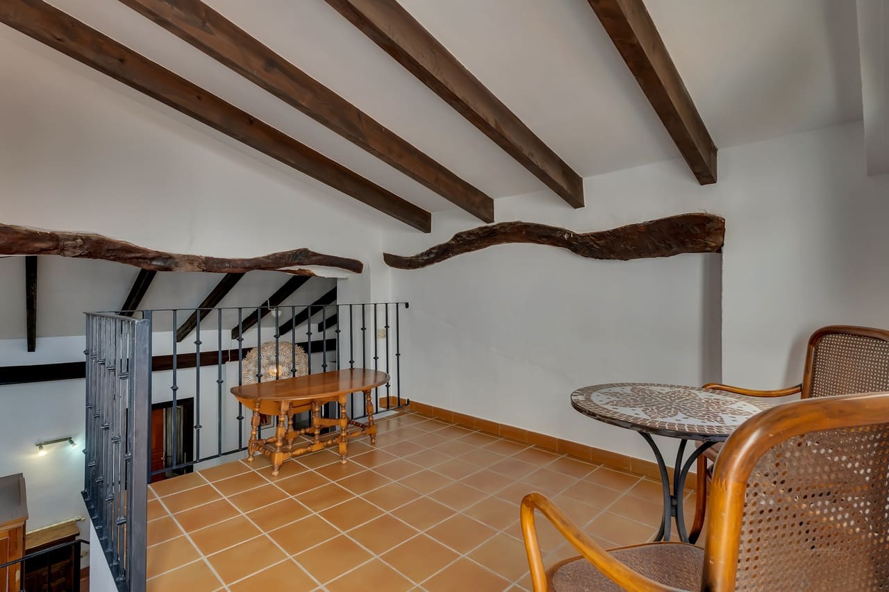 5 soveværelse Byhus til salg i Jalon / Xalo - € 475.000 (Ref: 9789774)