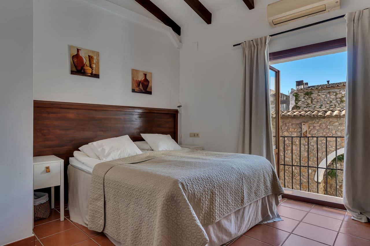 5 soveværelse Byhus til salg i Jalon / Xalo - € 475.000 (Ref: 9789774)