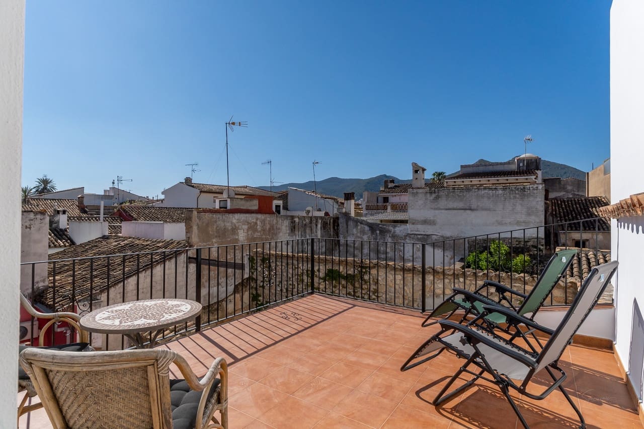 5 soveværelse Byhus til salg i Jalon / Xalo - € 475.000 (Ref: 9789774)