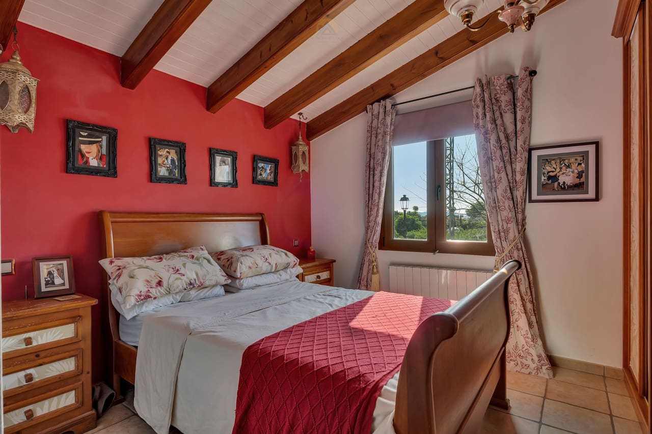 6 Zimmer Villa zu verkaufen in Alcalali / Alcanali mit Pool Garage - 649.950 € (Ref: 9810415)