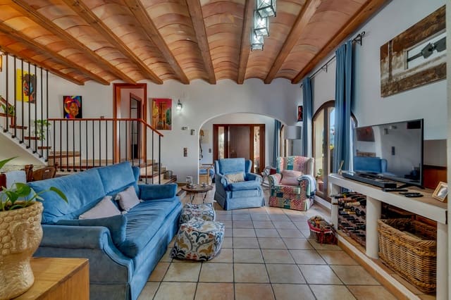 6 Zimmer Villa zu verkaufen in Alcalalí / Alcanalí mit Pool Garage - 649.950 € (Ref: 9810415)