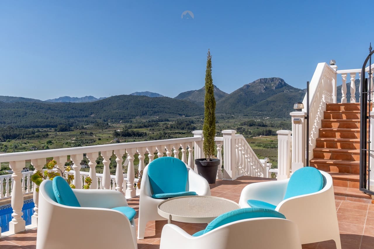 7 chambre Villa/Maison à vendre à Jalon / Xalo avec piscine - 599 000 € (Ref: 9810416)