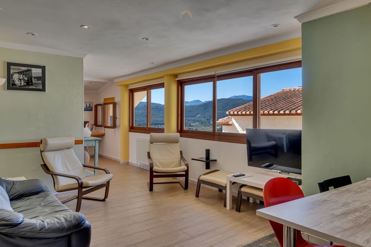7 chambre Villa/Maison à vendre à Jalon / Xalo avec piscine - 599 000 € (Ref: 9810416)