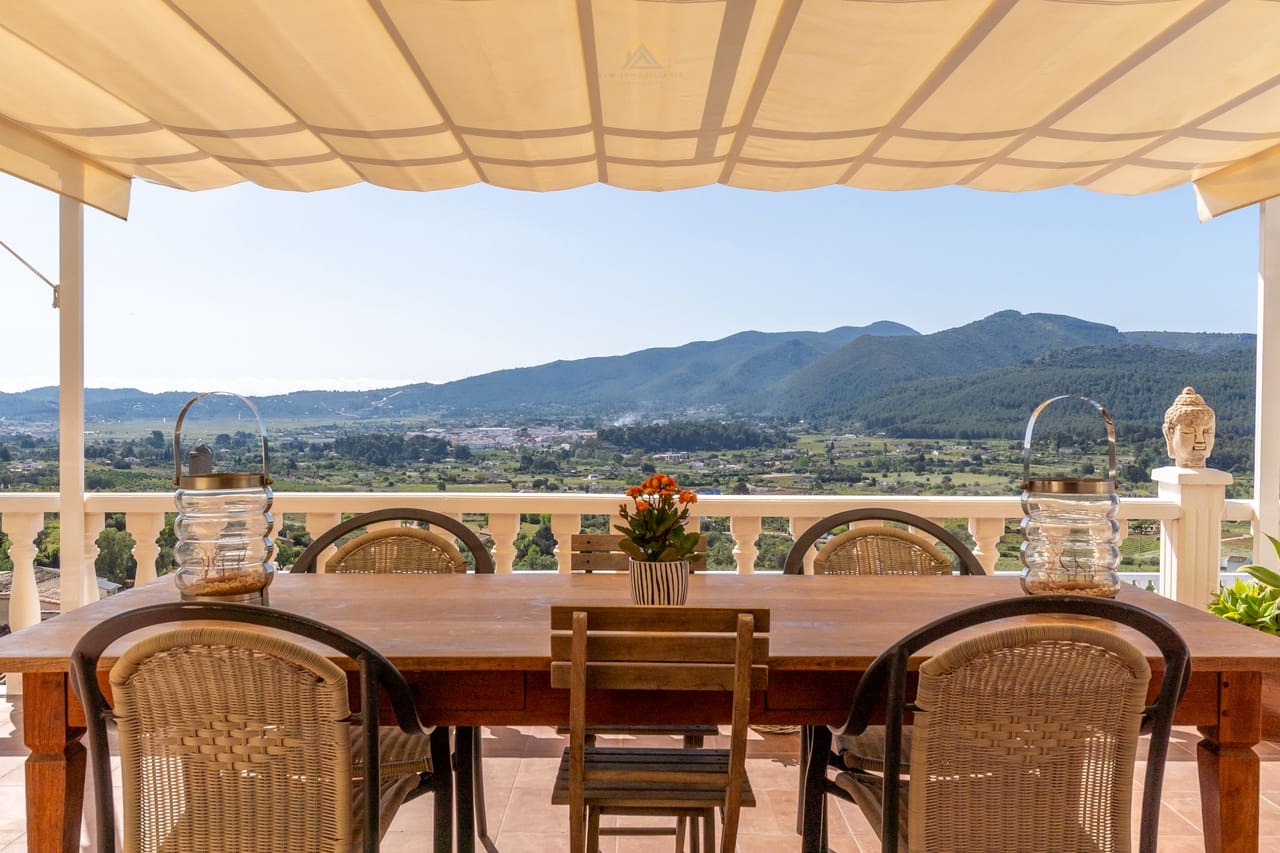 7 chambre Villa/Maison à vendre à Jalon / Xalo avec piscine - 599 000 € (Ref: 9810416)