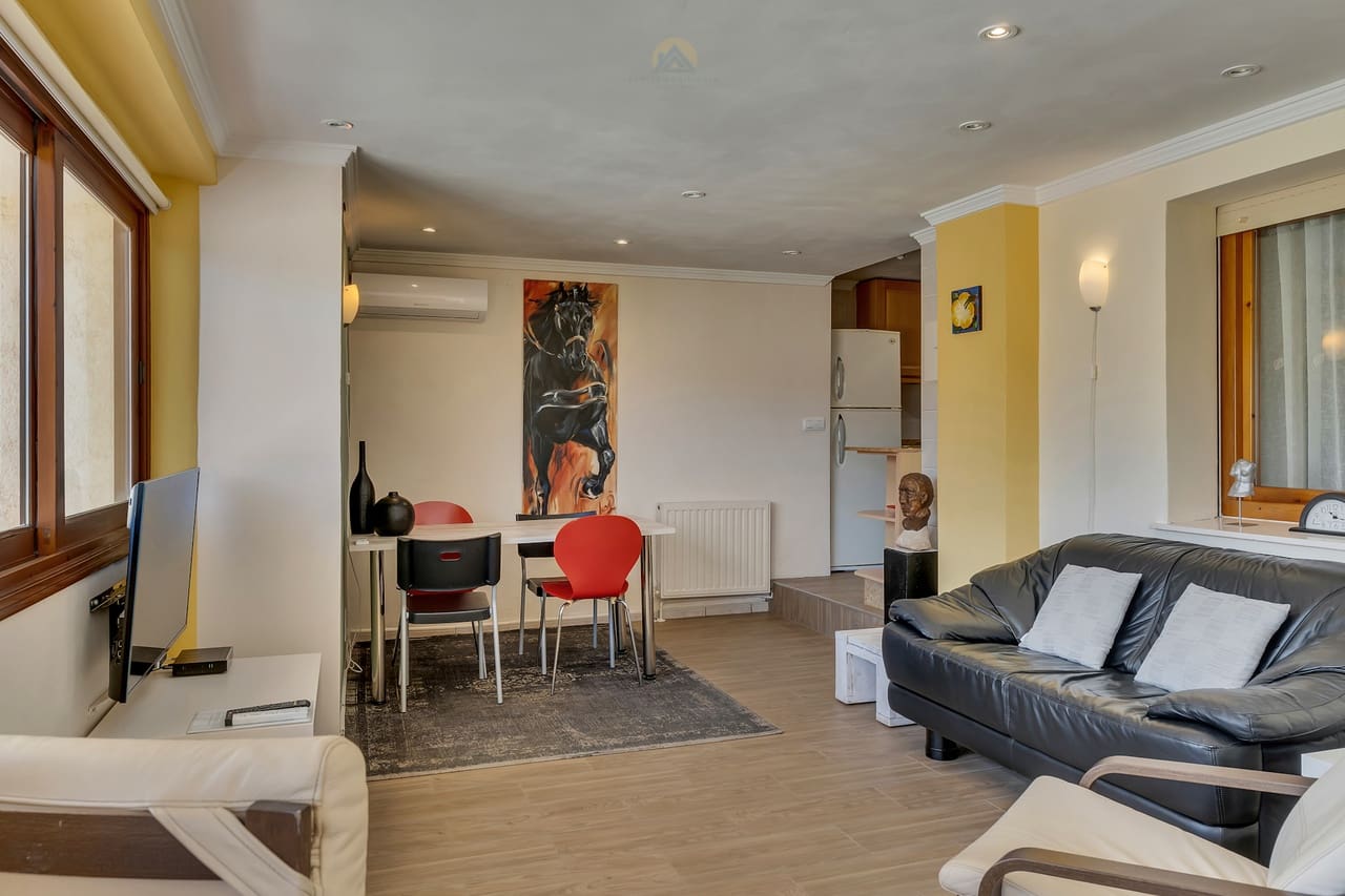 7 chambre Villa/Maison à vendre à Jalon / Xalo avec piscine - 599 000 € (Ref: 9810416)