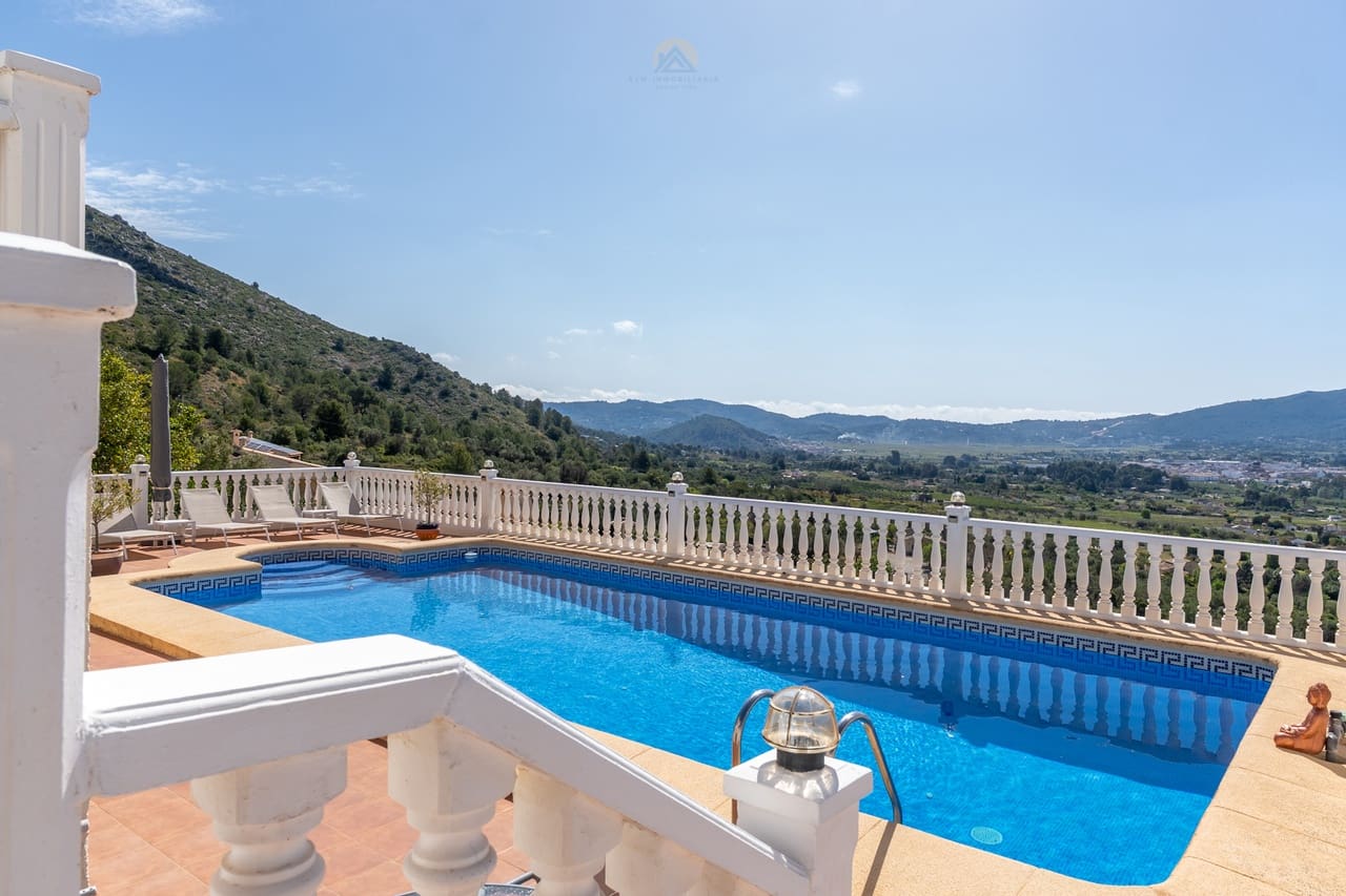 7 chambre Villa/Maison à vendre à Jalon / Xalo avec piscine - 599 000 € (Ref: 9810416)