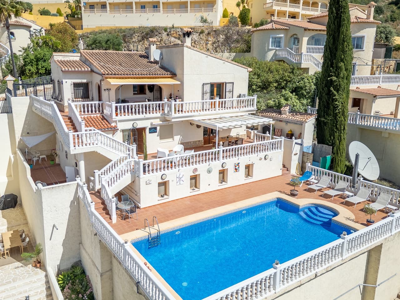 7 chambre Villa/Maison à vendre à Jalon / Xalo avec piscine - 599 000 € (Ref: 9810416)