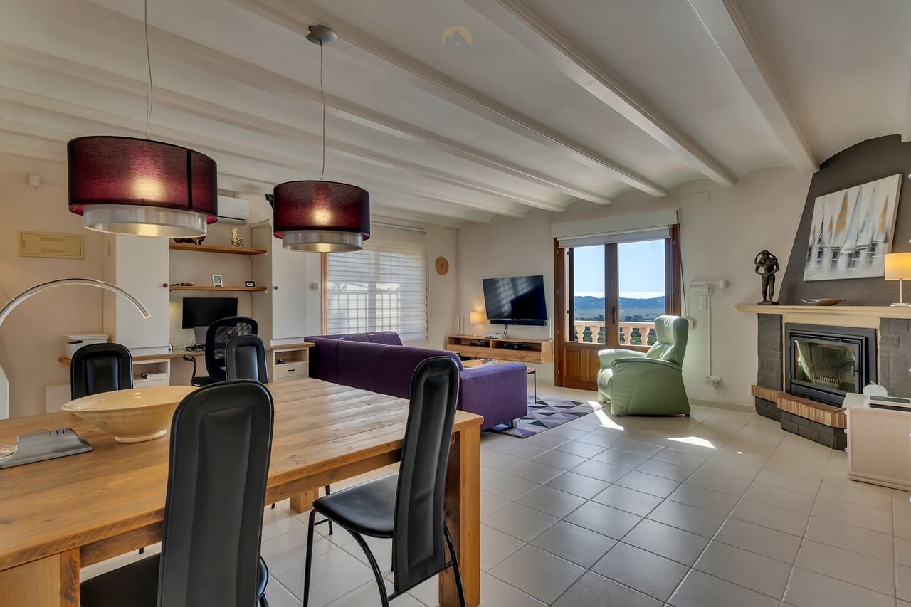 7 chambre Villa/Maison à vendre à Jalon / Xalo avec piscine - 599 000 € (Ref: 9810416)