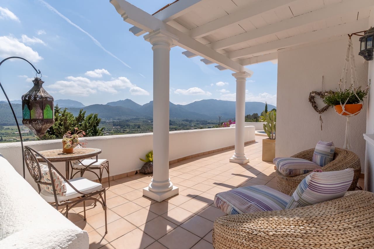 3 soverom Villa til salgs i Jalon / Xalo med svømmebasseng - € 599 000 (Ref: 9815038)