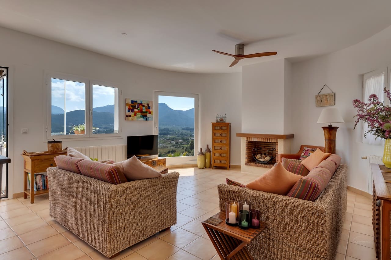 3 soverom Villa til salgs i Jalon / Xalo med svømmebasseng - € 599 000 (Ref: 9815038)