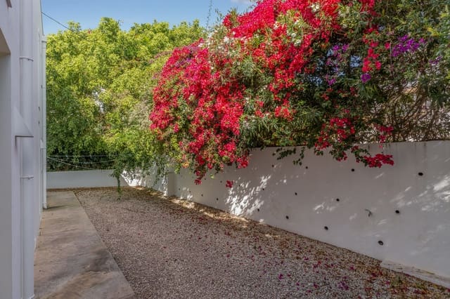 4 soverom Villa til salgs i El Portet - Pla de Mar, Teulada-Moraira med svømmebasseng - € 1 395 000 (Ref: 9841428)