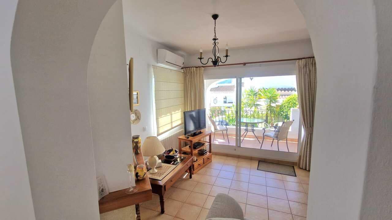 3 bedroom Villa for sale in Jalon / Xalo with pool - € 279,000 (Ref: 9863562)