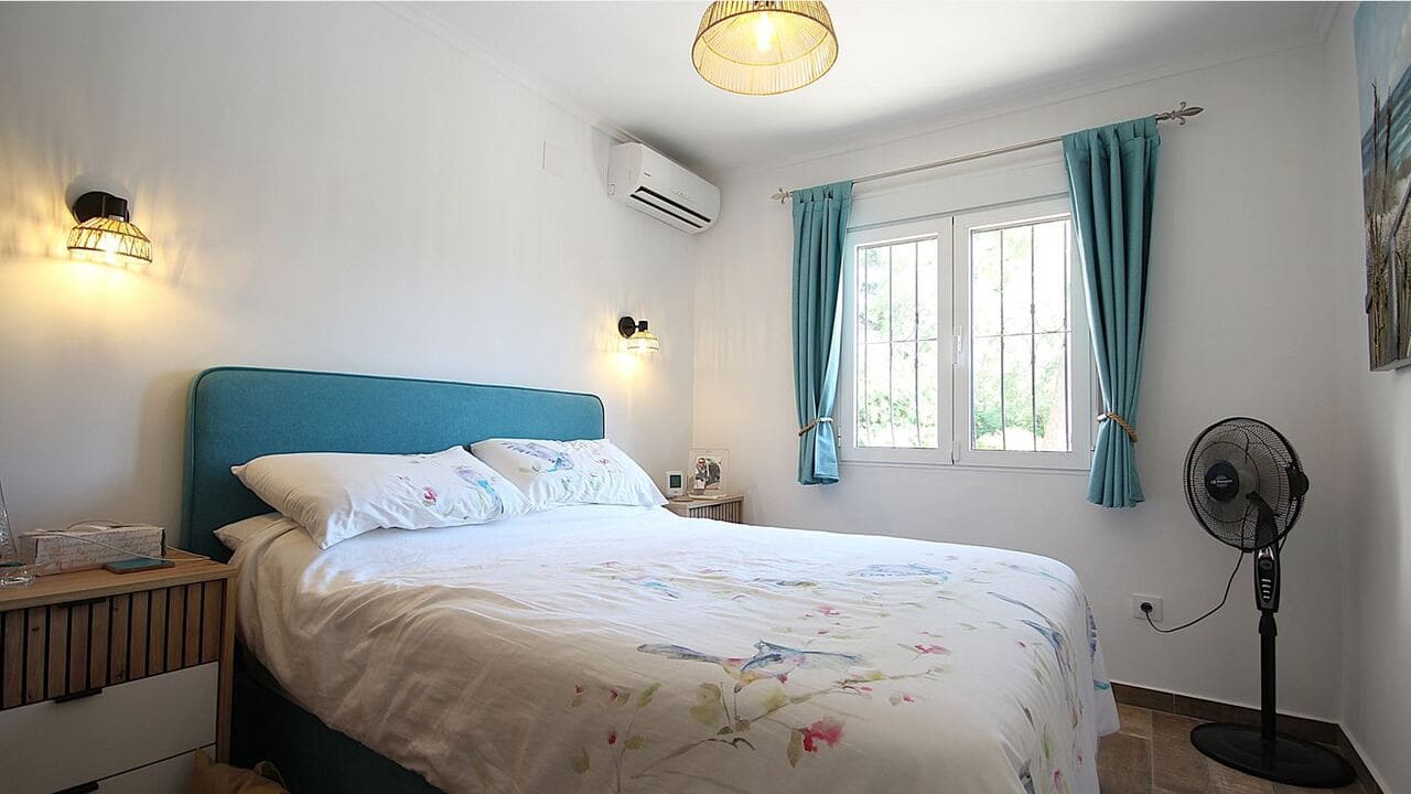 4 chambre Villa/Maison à vendre à Orba avec piscine - 475 000 € (Ref: 9889162)