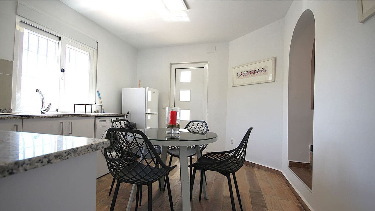 4 chambre Villa/Maison à vendre à Orba avec piscine - 475 000 € (Ref: 9889162)