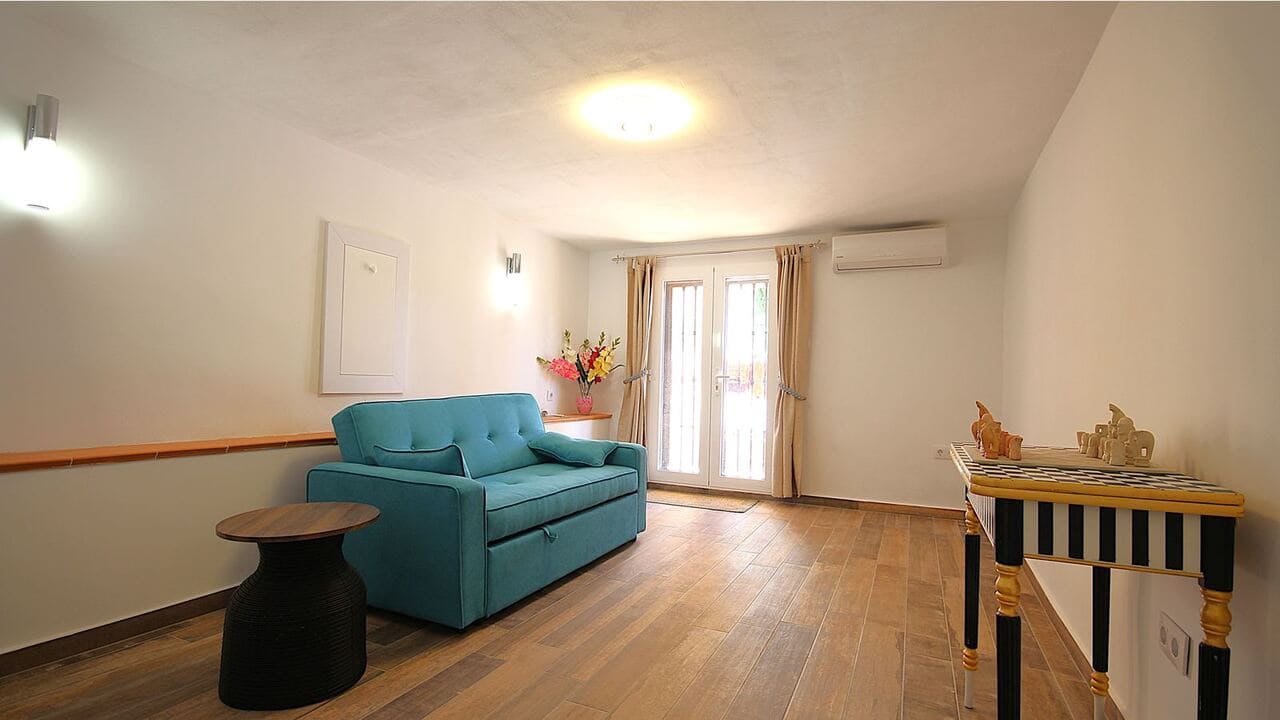 4 chambre Villa/Maison à vendre à Orba avec piscine - 475 000 € (Ref: 9889162)