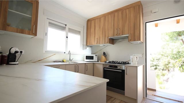 4 quarto Moradia para venda em Orba com piscina - 475 000 € (Ref: 9889162)