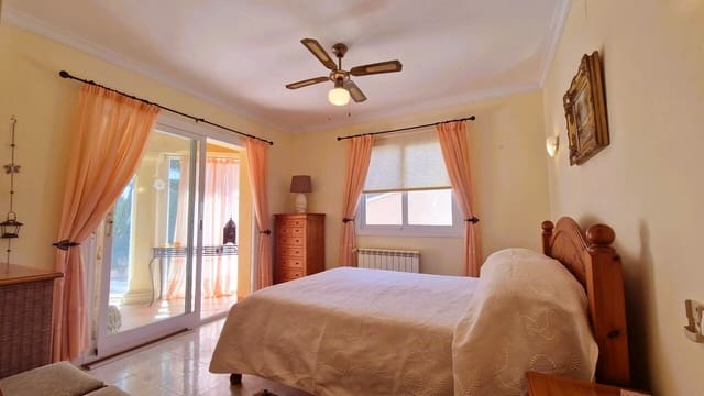 3 quarto Moradia para venda em Alcalalí / Alcanalí com piscina - 349 000 € (Ref: 9898408)