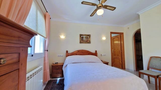 3 quarto Moradia para venda em Alcalalí / Alcanalí com piscina - 349 000 € (Ref: 9898408)