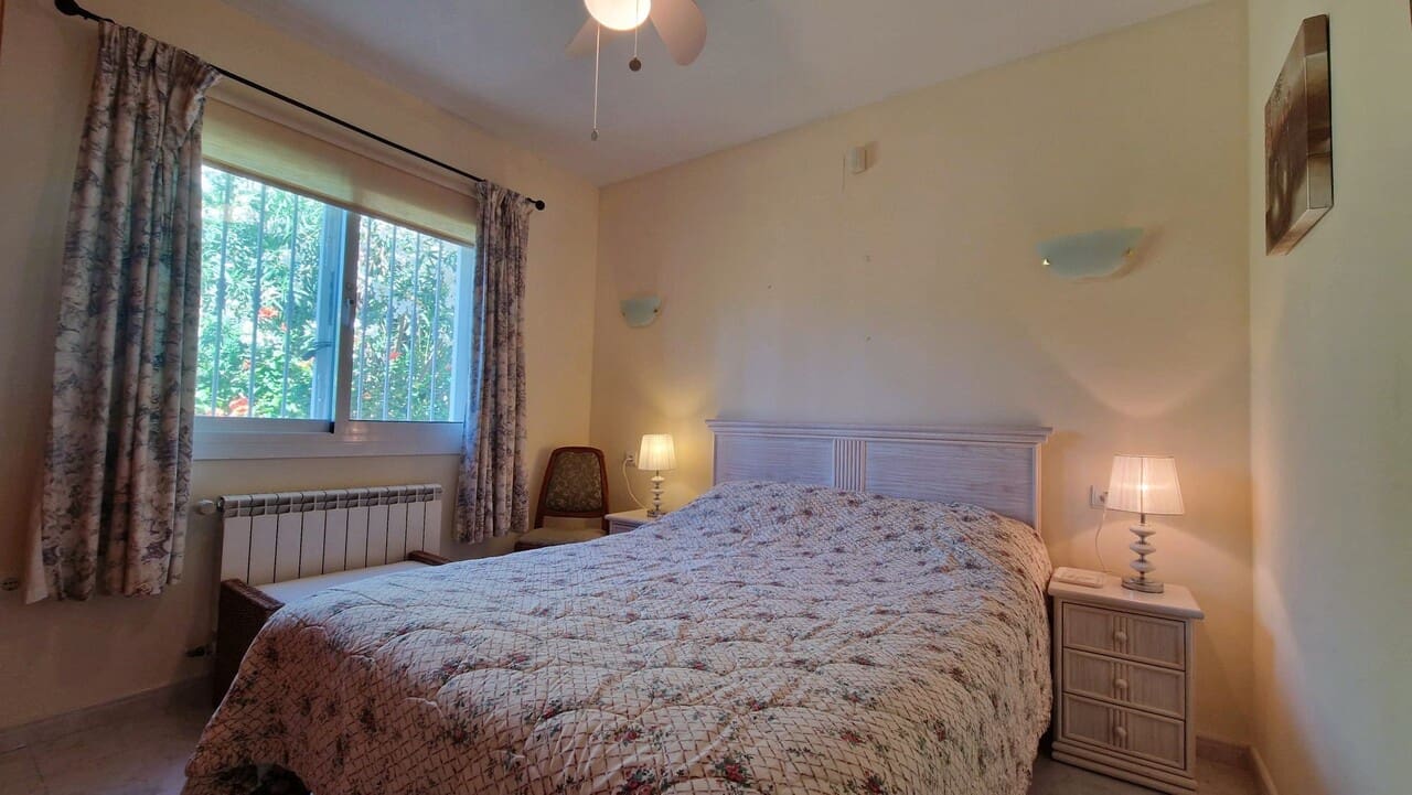 3 bedroom Villa for sale in Alcalali / Alcanali with pool - € 349,000 (Ref: 9898408)
