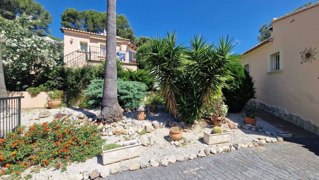 3 bedroom Villa for sale in Alcalali / Alcanali with pool - € 349,000 (Ref: 9898408)